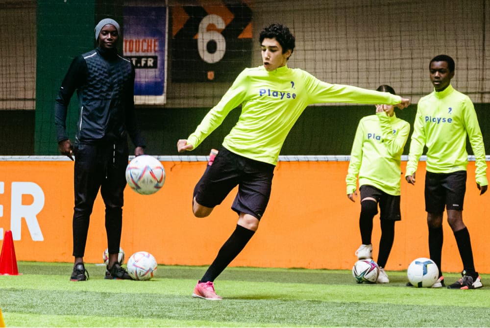 Playse, unforgettable soccer sessions with certified coaches